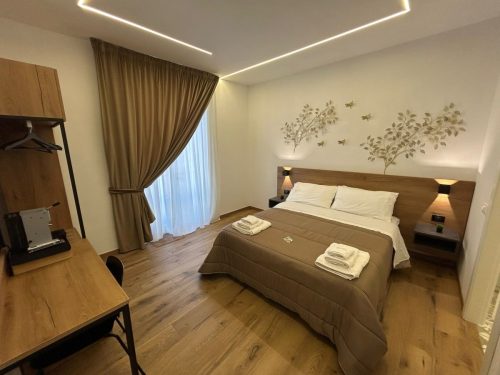 Camera decoro design palermo -piante in oro