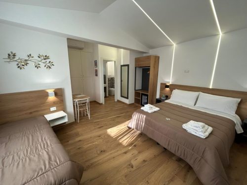 STANZA5-affittacamere-palermo-centro-spina-10